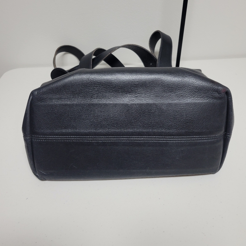 Vintage Coach Lafayette Leather Shoulder Bag #4140. - Picture 5 of 16